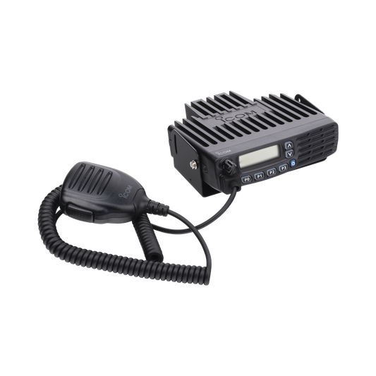 Radio móvil digital NXDN con Pantalla, 45 W, 400-470MHz, 128 canales, analógico, digital, mezclado, convencional, trunking   Incluye micrófono, cable de corriente y bracket.