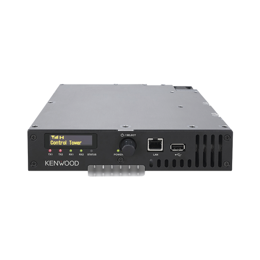 Repetidor UHF 450-520 MHz, Digital NXDN-DMR-Análogo, 40 Watts, puerto LAN, MIL-STD-810, SNMP, Inc. accesorios de inst.